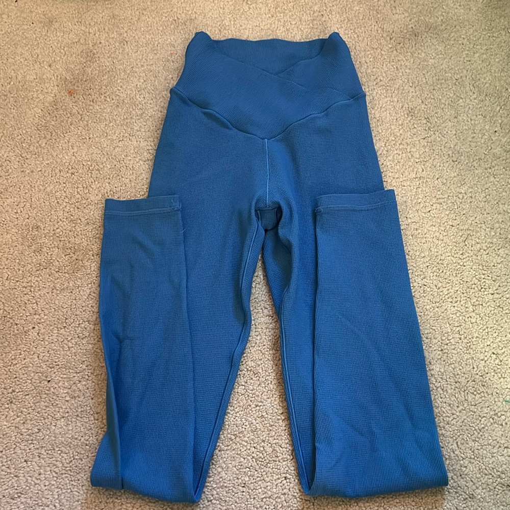 Blue aerie crossover waist, waffle print pants